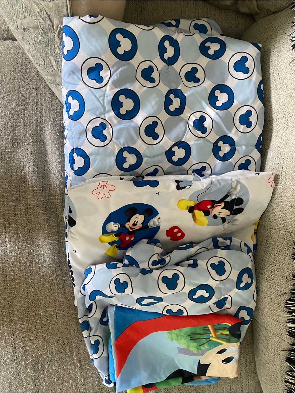 Disney Mickey Mouse Blue, White and Red toddler bed sheet set
